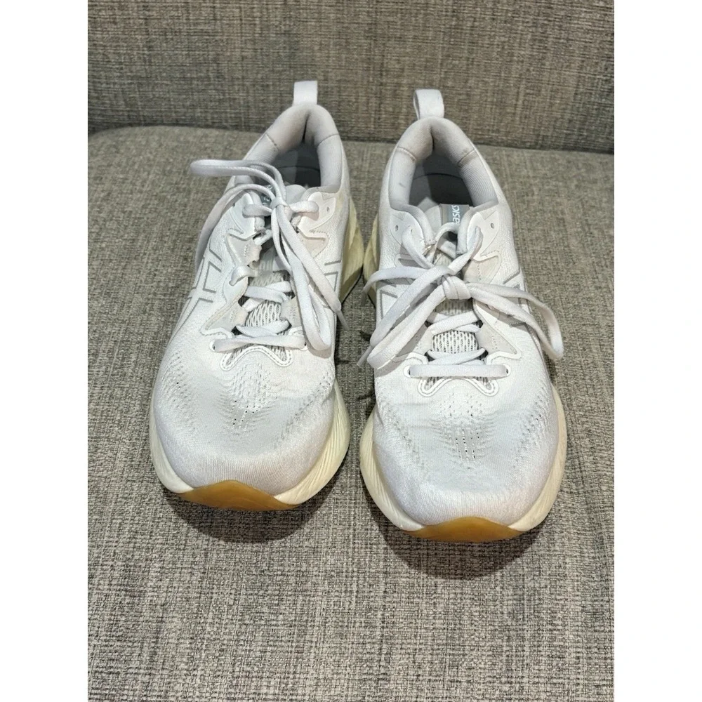 Women's ASICS Gel-Cumulus 25 Running Shoes White Size 10